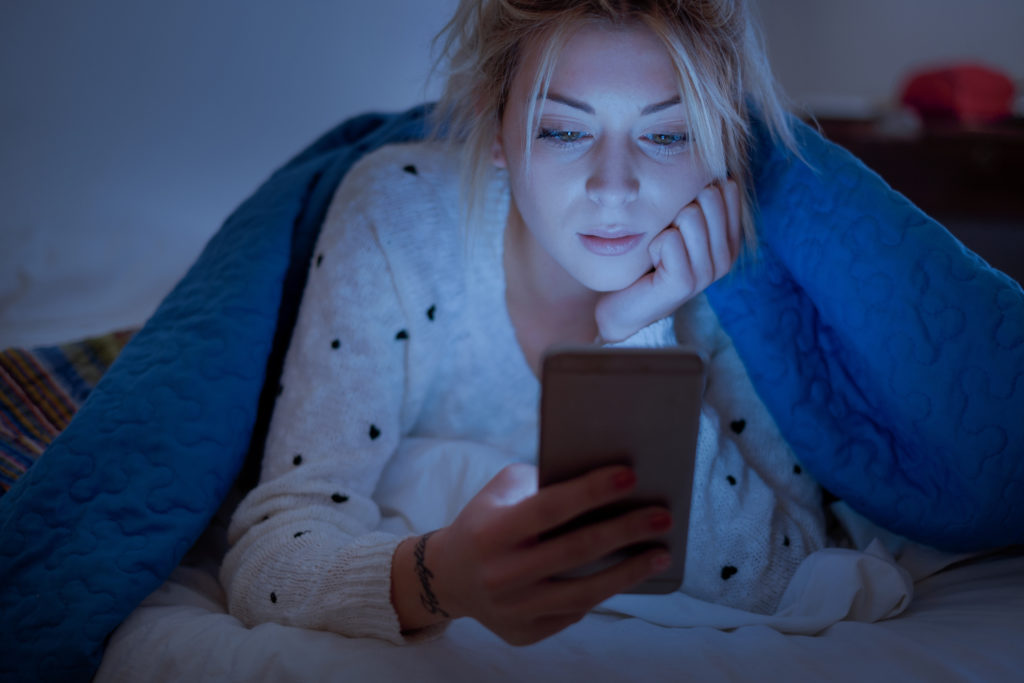 How Light Affects Sleep: Best Light For Sleep | SleepScore