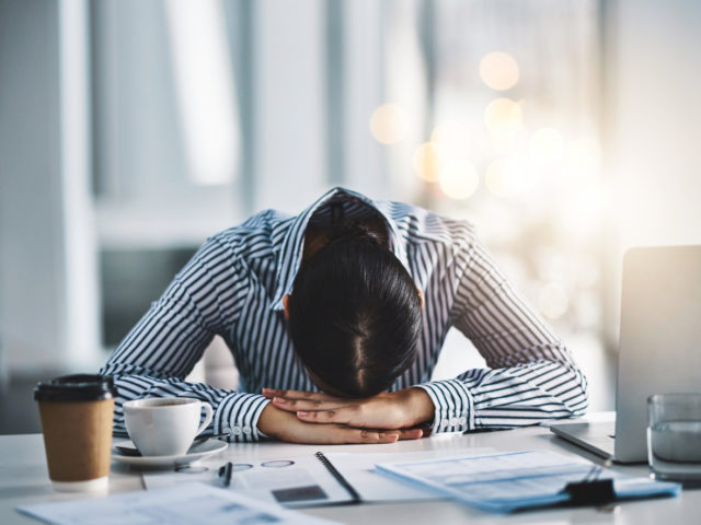 how-does-sleep-impact-workplace-productivity