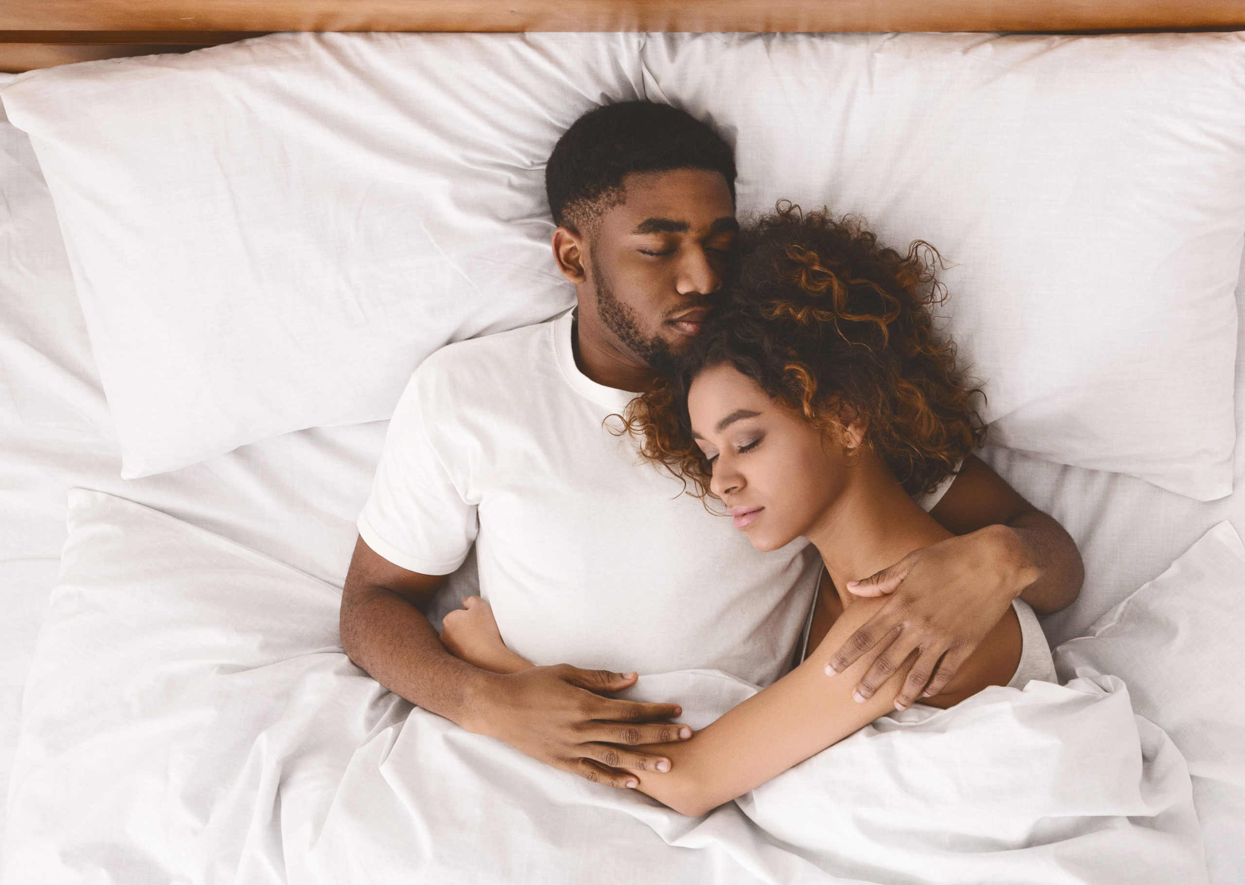 12 Sleeping Positions Couples Can Try | SleepScore