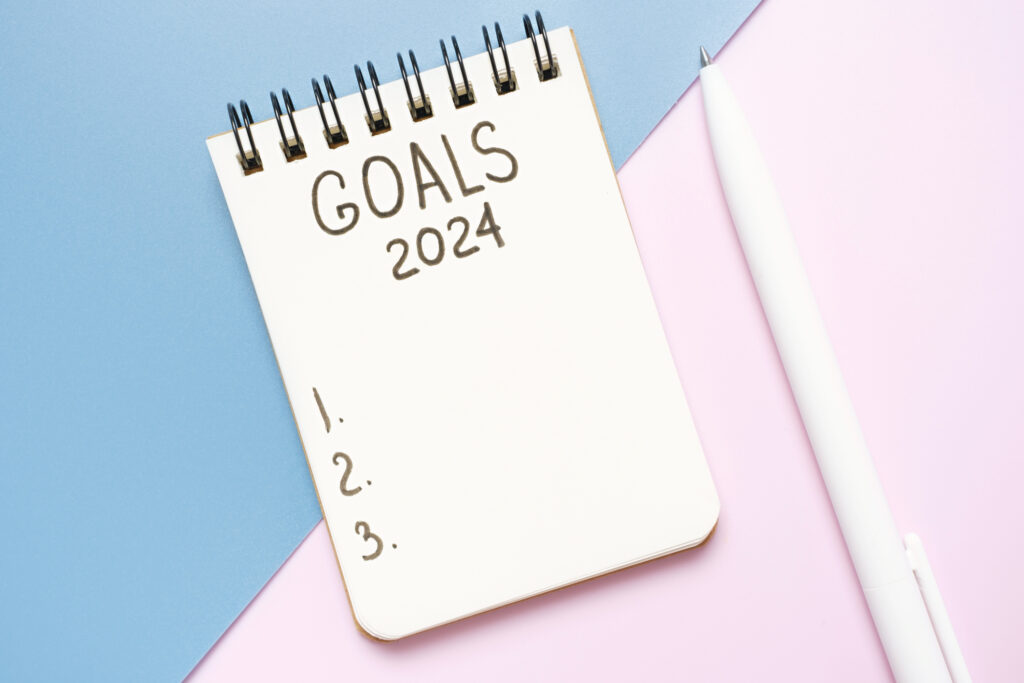 Notepad with goals list for 2024